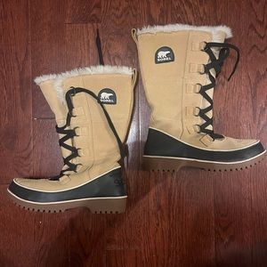 Sorel Tivoli II Winter Boot